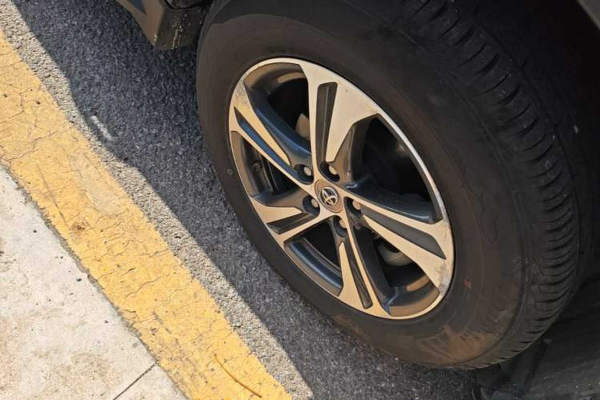 Used Toyota RAV4 2015 2.0L CVT Two-Wheel Drive Fashion Edition Right Front Wheel Hub