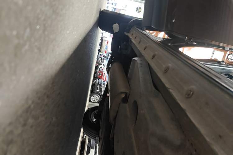 Used Toyota RAV4 2015 2.0L CVT Two-Wheel Drive Fashion Edition Right Side Sill