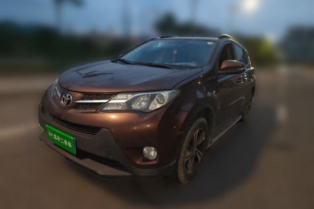 Used Toyota RAV4 2015 2.0L CVT Two-Wheel Drive Fashion Edition
