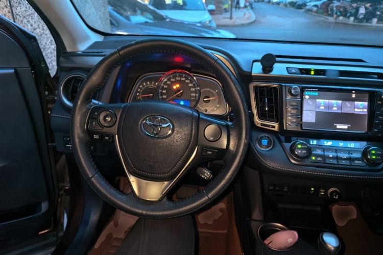 Used Toyota RAV4 2015 2.0L CVT Four-Wheel Drive New Edition Steering Wheel