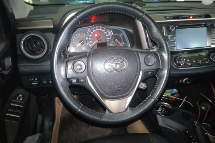 Used Toyota RAV4 2015 2.0L CVT Four-Wheel Drive New Edition Steering Wheel