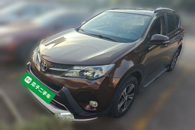 Used Toyota RAV4 2015 2.0L CVT Two-Wheel Drive Fashion Edition