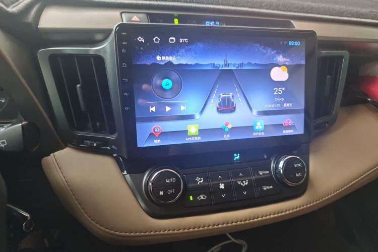 Used Toyota RAV4 2015 2.0L CVT Two-Wheel Drive Fashion Edition Audio And AC Panel