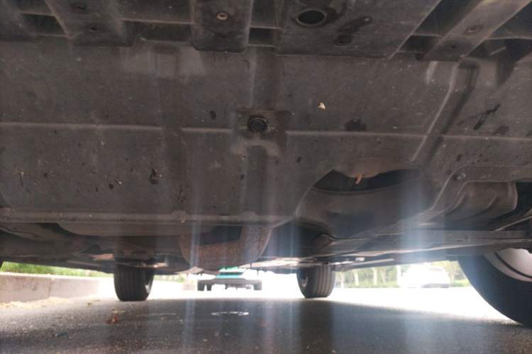 Used Toyota RAV4 2015 2.5L Automatic 4x4 Elite Edition Chassis Front