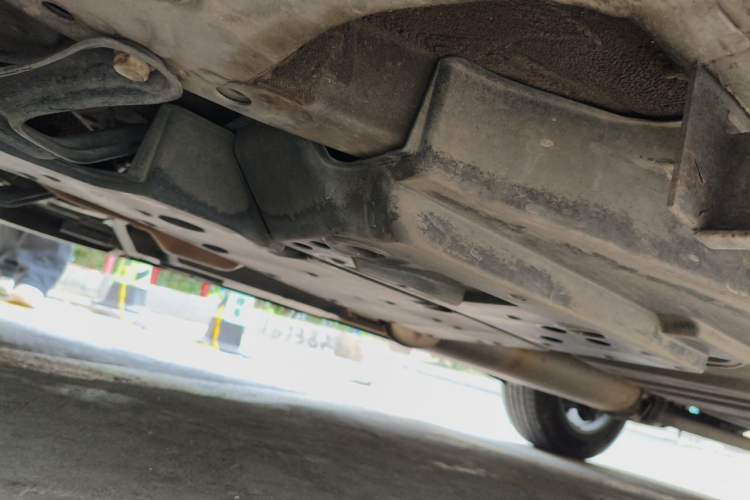 Used Toyota RAV4 2015 2.0L CVT Two-Wheel Drive Fashion Edition Chassis Front Left