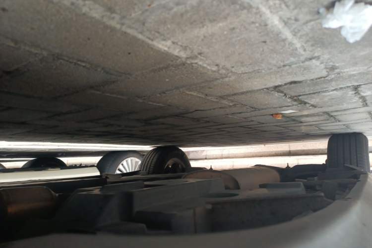 Used Toyota RAV4 2015 2.0L CVT Two-Wheel Drive Fashion Edition Chassis Front Right