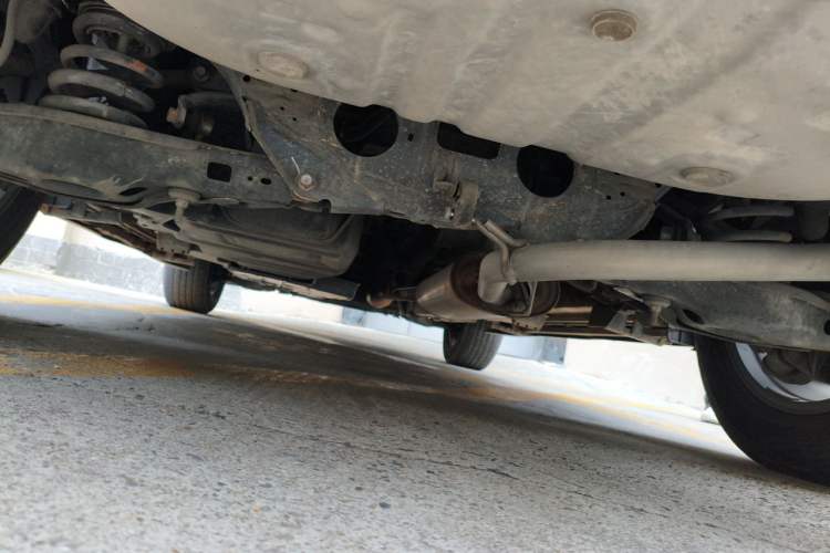 Used Toyota RAV4 2015 2.0L CVT Two-Wheel Drive Fashion Edition Chassis Rear