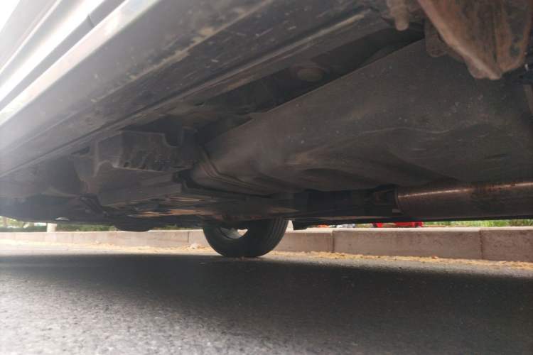 Used Toyota RAV4 2015 2.5L Automatic 4x4 Elite Edition Chassis Rear Left