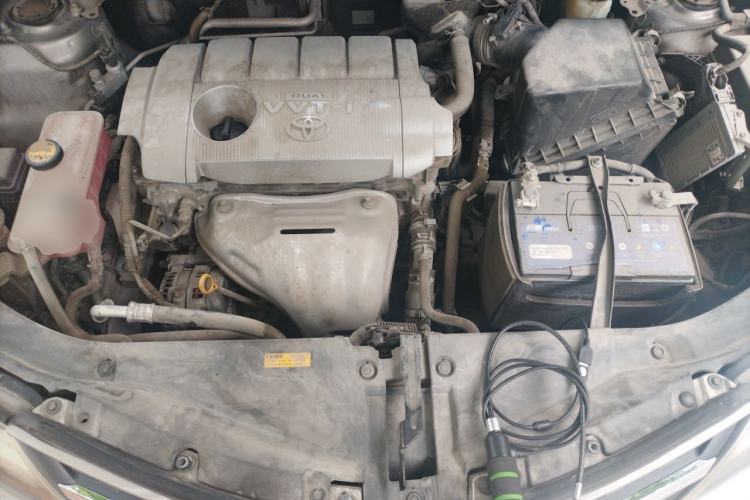 Used Toyota RAV4 2015 2.5L Automatic 4x4 Elite Edition Engine Bay