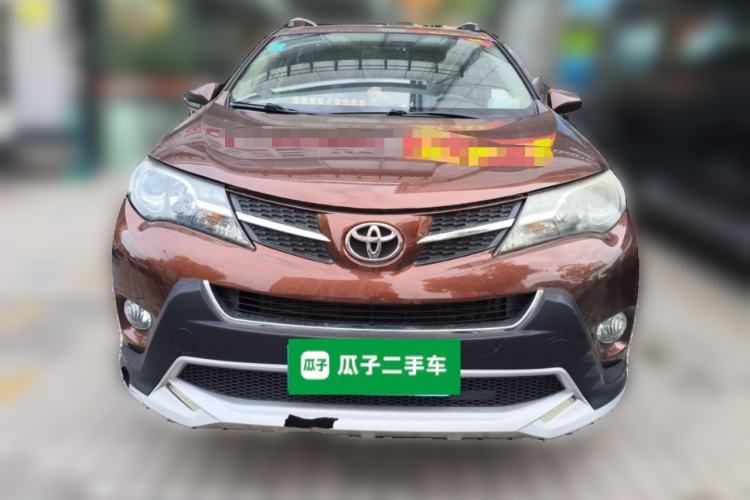 Used Toyota RAV4 2015 2.0L CVT Two-Wheel Drive Fashion Edition Front