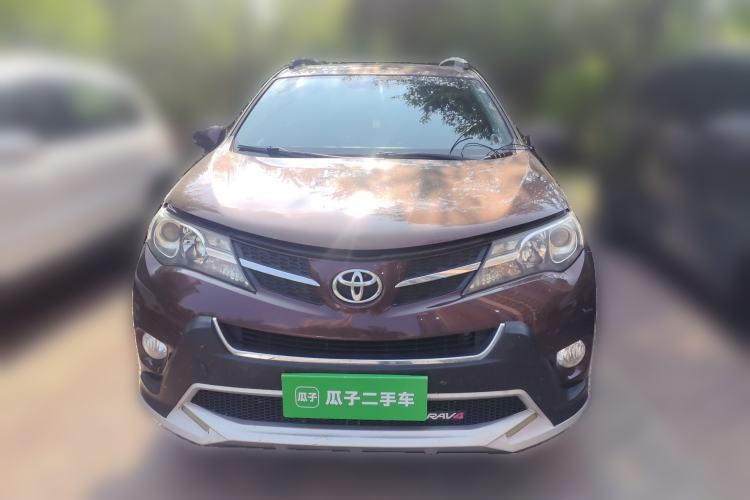 Used Toyota RAV4 2015 2.0L CVT Two-Wheel Drive Fashion Edition Front
