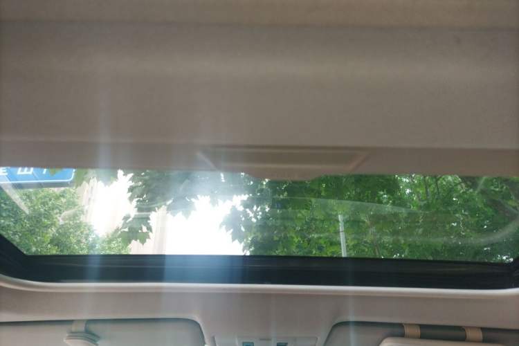 Used Toyota RAV4 2015 2.5L Automatic 4x4 Elite Edition Headliner