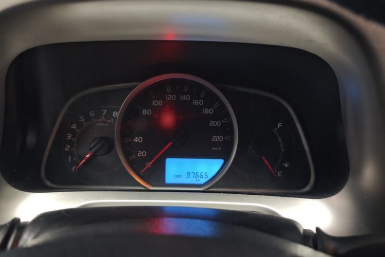 Used Toyota RAV4 2015 2.0L CVT Two-Wheel Drive Fashion Edition Interior 6