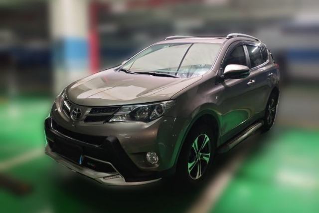 Used Toyota RAV4 2015 2.0L CVT Two-Wheel Drive Fashion Edition