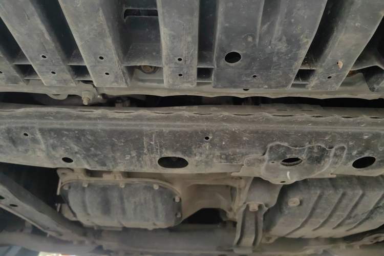 Used Toyota RAV4 2015 2.0L CVT Two-Wheel Drive Fashion Edition Chassis Front