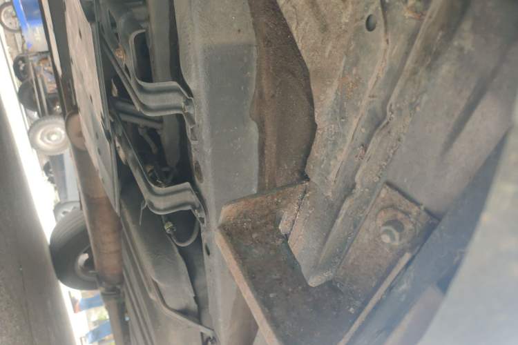 Used Toyota RAV4 2015 2.0L CVT Two-Wheel Drive Urban Edition Chassis Front Left