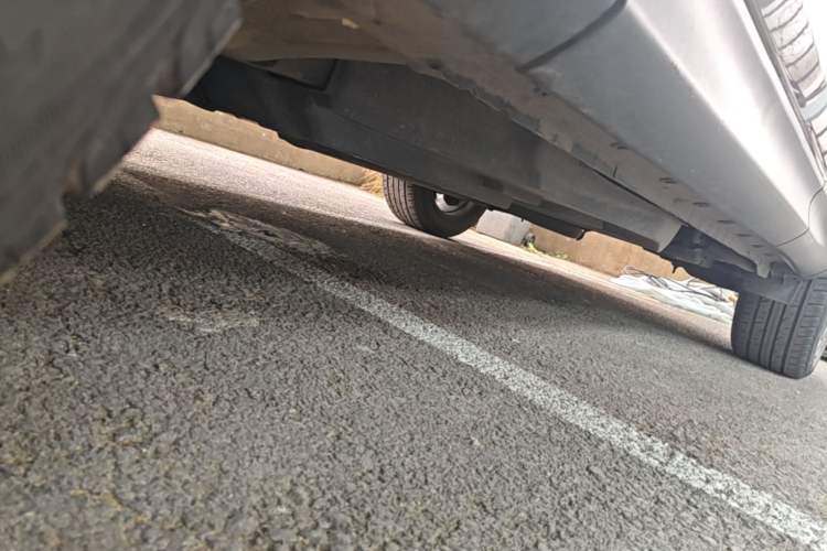 Used Toyota RAV4 2015 2.5L Automatic 4x4 Elite Edition Chassis Front Left