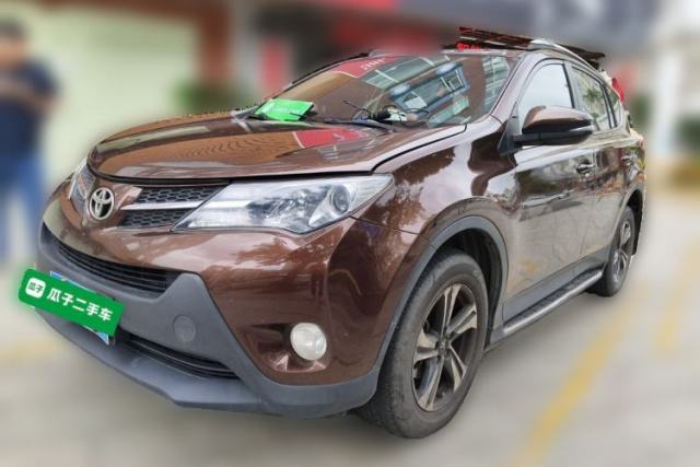 Used Toyota RAV4 2015 2.0L CVT Two-Wheel Drive Fashion Edition