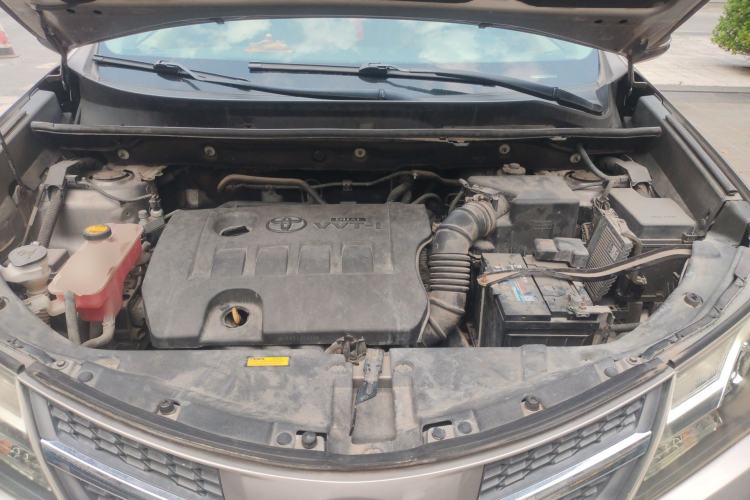 Used Toyota RAV4 2015 2.0L CVT Two-Wheel Drive Urban Edition Engine Bay