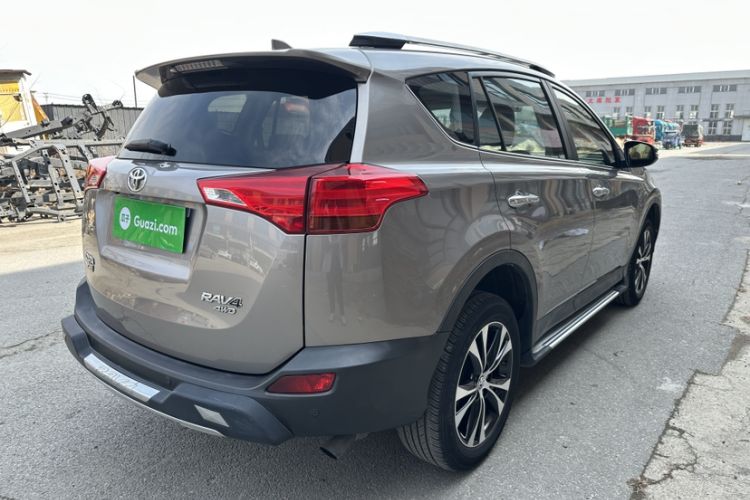 Used Toyota RAV4 2015 2.5L Automatic 4x4 Elite Edition Exterior 3