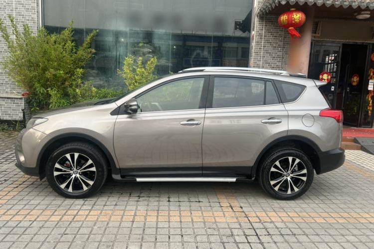 Used Toyota RAV4 2015 2.5L Automatic 4x4 Luxury Edition Exterior 4