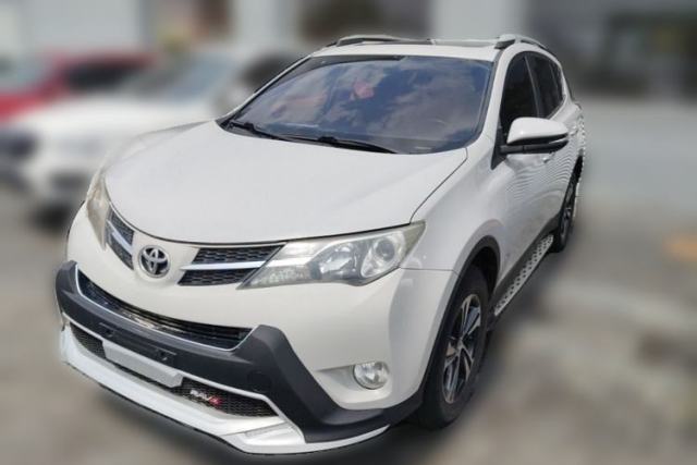 Used Toyota RAV4 2015 2.0L CVT Four-Wheel Drive New Edition