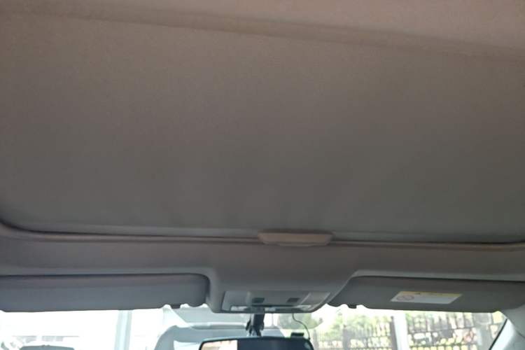 Used Toyota RAV4 2015 2.5L Automatic 4x4 Elite Edition Headliner
