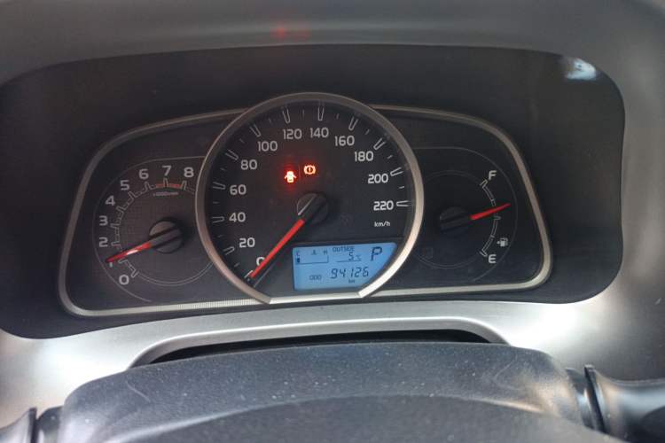 Used Toyota RAV4 2015 2.0L CVT Two-Wheel Drive Fashion Edition Instrument Cluster