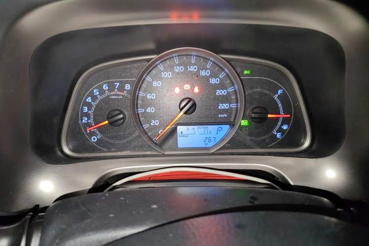 Used Toyota RAV4 2015 2.0L CVT Two-Wheel Drive Fashion Edition Instrument Cluster