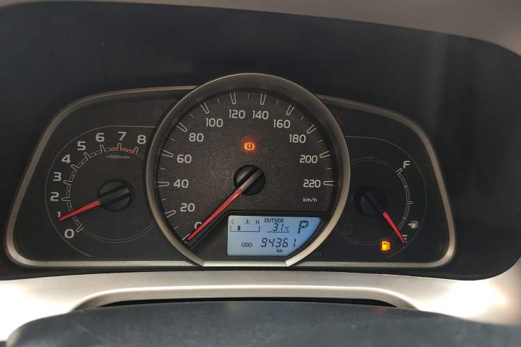 Used Toyota RAV4 2015 2.0L CVT Two-Wheel Drive Fashion Edition Instrument Cluster
