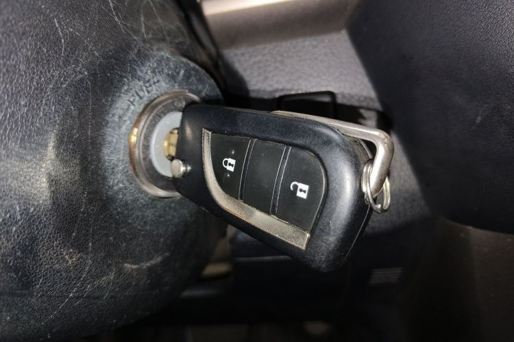 Used Toyota RAV4 2015 2.0L CVT Two-Wheel Drive Fashion Edition Interior 1