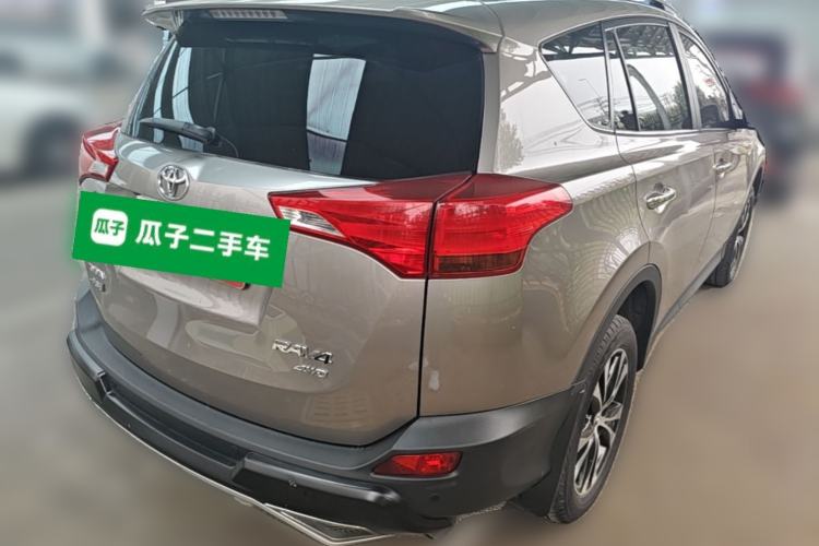 Used Toyota RAV4 2015 2.5L Automatic 4x4 Elite Edition Rear Right 45 Deg