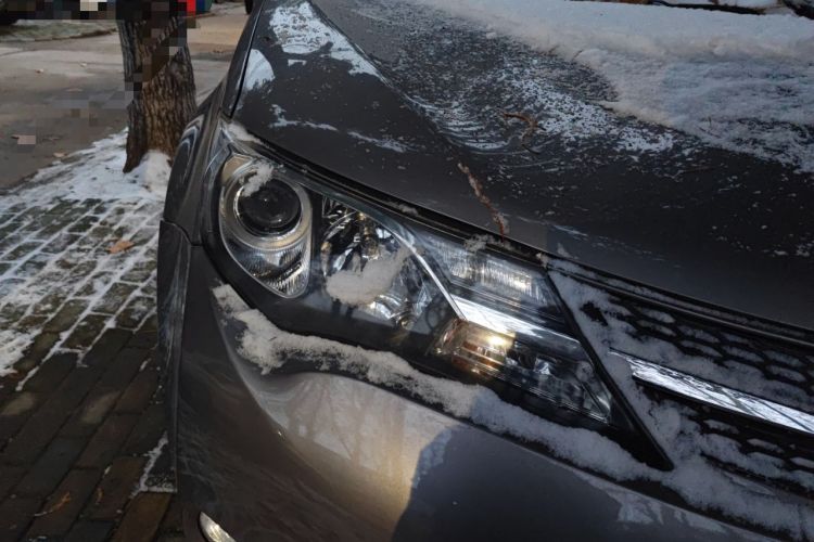 Used Toyota RAV4 2015 2.0L CVT Two-Wheel Drive Fashion Edition Right Front Headlight