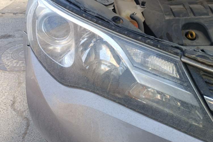 Used Toyota RAV4 2015 2.0L CVT Two-Wheel Drive Fashion Edition Right Front Headlight