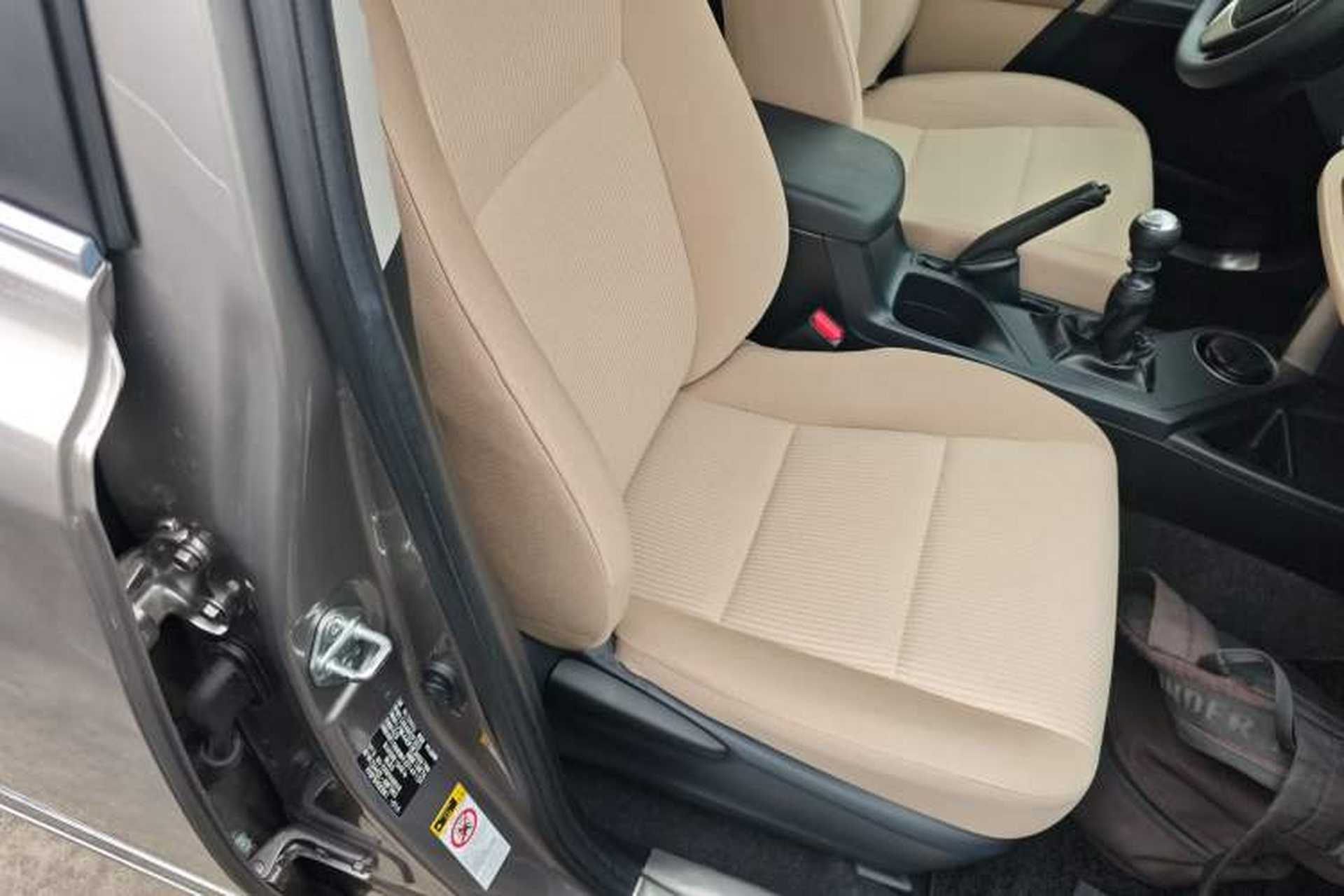Used Toyota RAV4 2015 2.0L Manual Two-Wheel Drive Urban Edition Right Front Seat