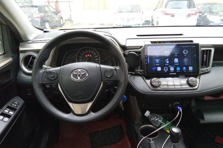 Used Toyota RAV4 2015 2.0L CVT Two-Wheel Drive Fashion Edition Steering Wheel