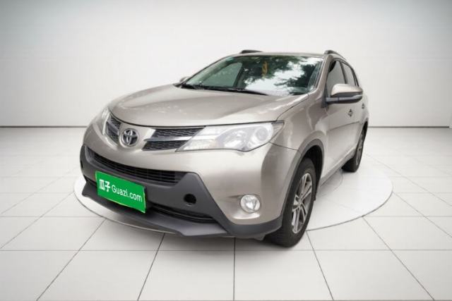 Used Toyota RAV4 2015 2.0L CVT Two-Wheel Drive Fashion Edition
