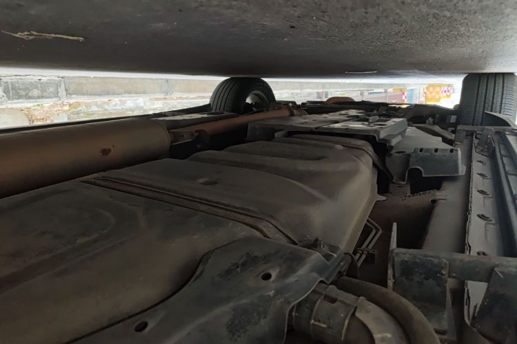 Used Toyota RAV4 2015 2.5L Automatic 4x4 Elite Edition Chassis Rear Left