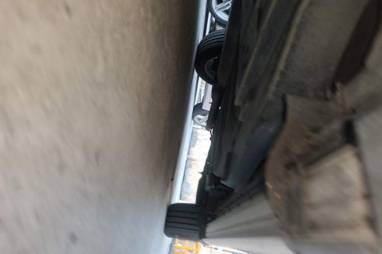 Used Toyota RAV4 2015 2.5L Automatic 4x4 Elite Edition Chassis Front Left