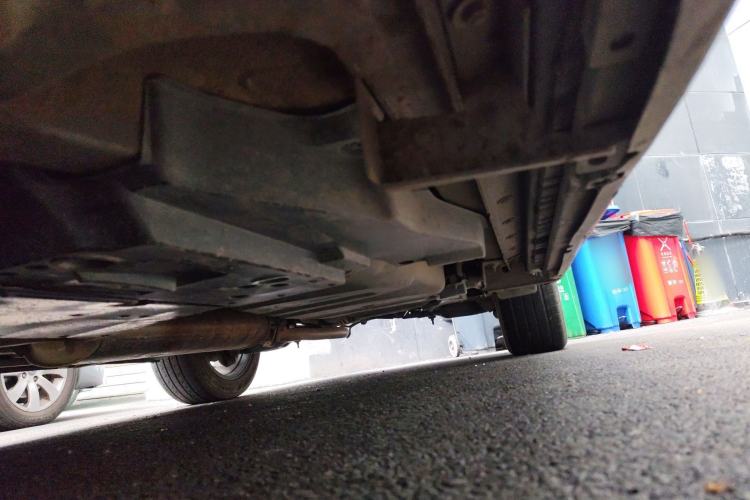 Used Toyota RAV4 2015 2.5L Automatic 4x4 Elite Edition Chassis Front Left