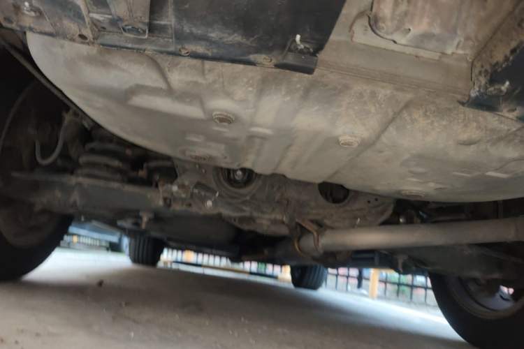 Used Toyota RAV4 2015 2.5L Automatic 4x4 Elite Edition Chassis Rear