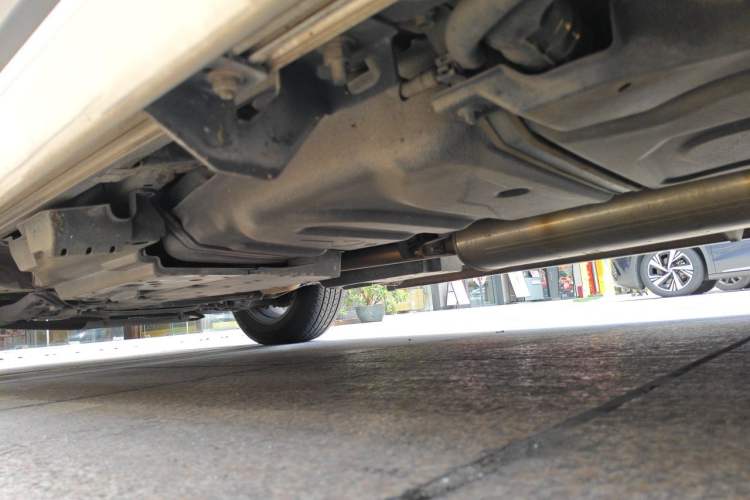 Used Toyota RAV4 2015 2.0L CVT Two-Wheel Drive Urban Edition Chassis Rear Left