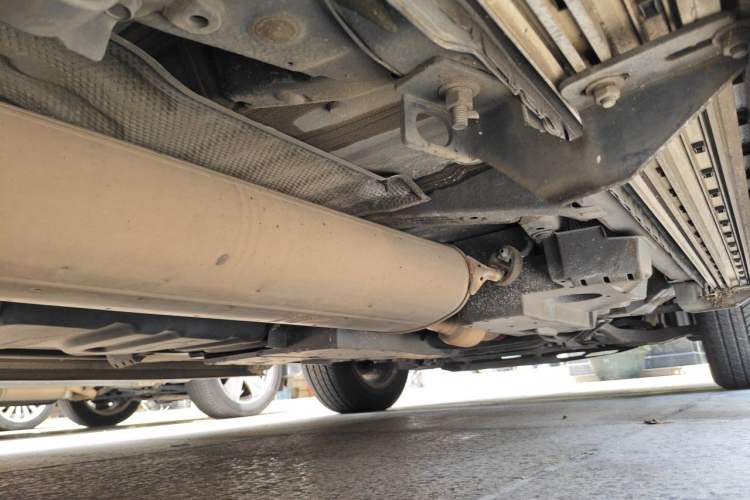 Used Toyota RAV4 2015 2.0L CVT Two-Wheel Drive Urban Edition Chassis Rear Right
