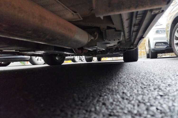 Used Toyota RAV4 2015 2.5L Automatic 4x4 Elite Edition Chassis Rear Right