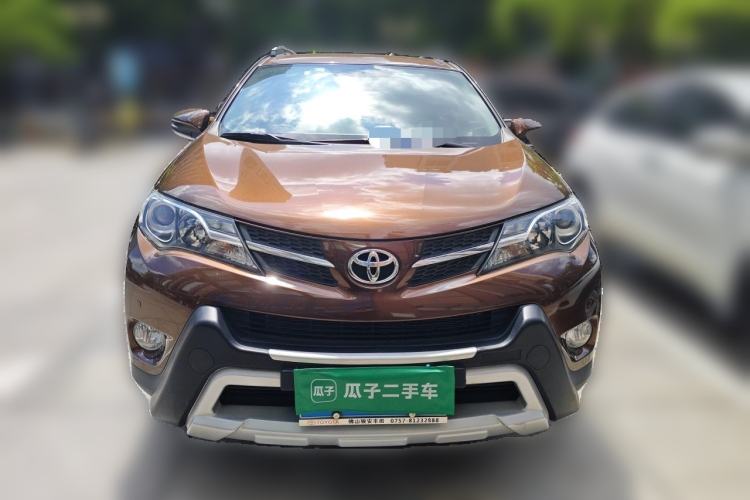 Used Toyota RAV4 2015 2.0L CVT Two-Wheel Drive Urban Edition Front