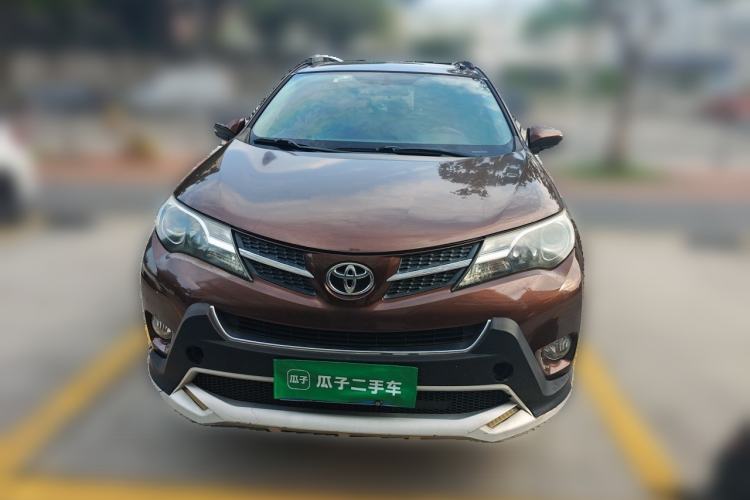 Used Toyota RAV4 2015 2.0L CVT Two-Wheel Drive Fashion Edition Front