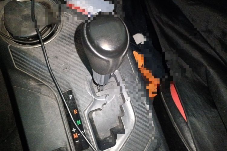 Used Toyota RAV4 2015 2.0L CVT Two-Wheel Drive Fashion Edition Gear Lever