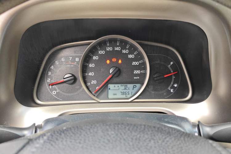 Used Toyota RAV4 2015 2.0L CVT Two-Wheel Drive Urban Edition Instrument Cluster