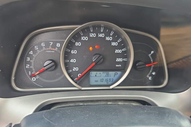 Used Toyota RAV4 2015 2.0L CVT Two-Wheel Drive Fashion Edition Instrument Cluster