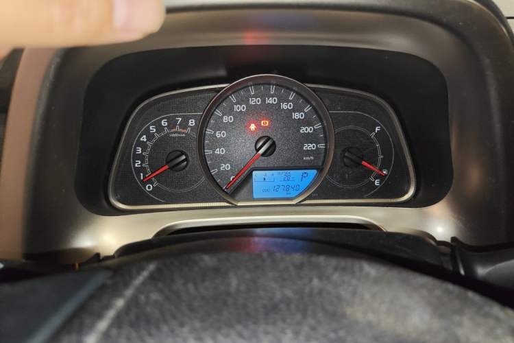 Used Toyota RAV4 2015 2.0L CVT Two-Wheel Drive Fashion Edition Instrument Cluster